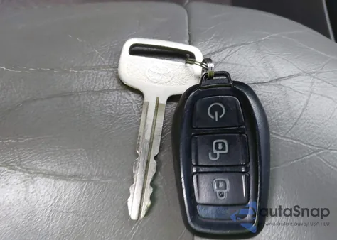 2005 Toyota Tundra Sr5 V8 from USA, damaged, VIN 5TBDT44165S496857